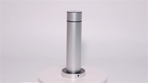 Portable, home luxury aroma fragrance diffuser machine. Aluminum housing, timing diffuser. #amos #amosaroma #scentmachine #aromadiffuser #aromamaketing