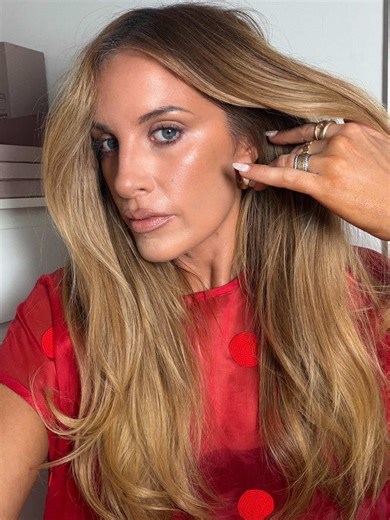 Transform Your Contour with Expert Makeup Hacks