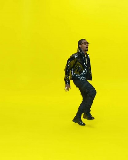 Offset Clout ft. Cardi B | Lyrics, Music Video, Performance