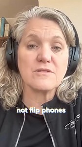 Did you know, you can choose to allow your child access to music listening apps on the Pinwheel phone? Check out the Pinwheel app store to browse apps, and compare apps easily with our exclusive content rating system. | Pinwheel.com