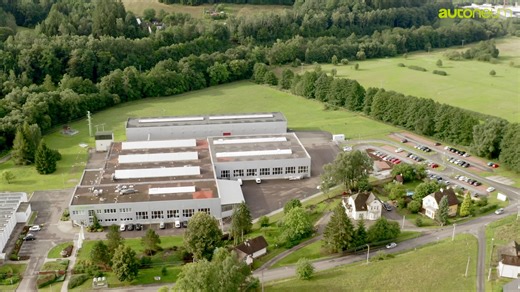 𝐄𝐯𝐞𝐫𝐲 𝐠𝐫𝐞𝐚𝐭 𝐩𝐫𝐨𝐝𝐮𝐜𝐭 𝐬𝐭𝐚𝐫𝐭𝐬 𝐰𝐢𝐭𝐡 𝐭𝐡𝐞 𝐫𝐢𝐠𝐡𝐭 𝐭𝐨𝐨𝐥! We take you behind the scenes of our 𝐓𝐨𝐨𝐥𝐢𝐧𝐠 𝐒𝐨𝐥𝐮𝐭𝐢𝐨𝐧𝐬 – where engineering concepts are transformed into production‑ready tools with precision, efficiency and scalability in mind. From 𝐩𝐫𝐨𝐭𝐨𝐭𝐲𝐩𝐞 𝐝𝐞𝐯𝐞𝐥𝐨𝐩𝐦𝐞𝐧𝐭 to 𝐬𝐞𝐫𝐢𝐞𝐬 𝐩𝐫𝐨𝐝𝐮𝐜𝐭𝐢𝐨𝐧, our tooling experts support customers with a wide range of tooling solutions – for the 𝐚𝐮𝐭𝐨𝐦𝐨𝐭𝐢𝐯𝐞 𝐢𝐧𝐝𝐮𝐬𝐭𝐫𝐲 𝐚𝐧𝐝 