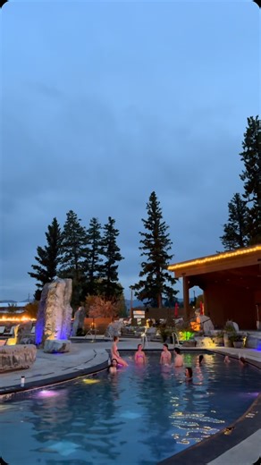 There’s nothing like a night soak at Bozeman Hot Springs! With firewalls glowing, fire pits crackling, and live music twice a week, it’s the ultimate wind-down spot. | Bozeman Hot Springs