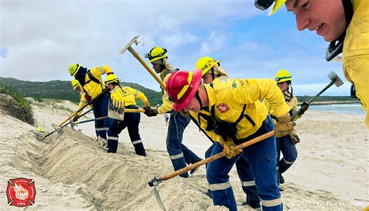 Cape Town's Volunteer Wildfire Services Are Training for Fire Season Ahead