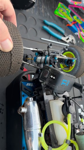 Dozer blade done me wrong yesterday. My fault for being lazy about putting it away though. Goofed and went offline on the table landing, hoped a pipe and hit the blade. It should be a quick arm swap for the intern 🔧🏁 #wrencheveryday #broken . Now available on MX Locker and Walmart >> https://mxlocker.com/profile/rcraceworx-vivou https://www.walmart.com/browse/0?facet=brand:RC Raceworx https://www.rcraceworx.com Links also available in our bio 🔗 2025 WORX Team - @ae_fanboy w/ Lauryn & Logan @m