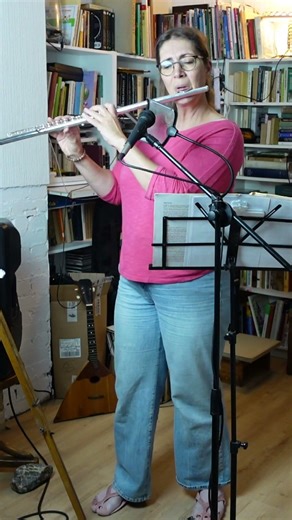 Repetition in Bloom - Loop pedal flute improvisation