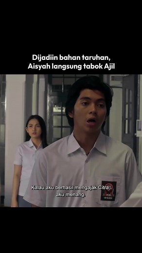 Hmm… di series ini mereka musuhan, tapi kalo di sebelah mesra-mesraan🥰#MAXStream #MAXStreamOriginal #NonStopNonton #YukKitaSantai #2021 #AisyahAqilah #AjilDitto | MAXstream