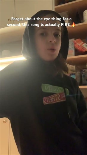 Idk why the audio is not synced up...!?! 😅