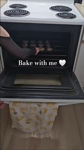 come bake soft bran muffins with me | cozy asmr baking 🤎🤍