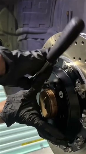 BMW BS6 upgraded cilpper pad #bmwmmotorsport #engine #automobile