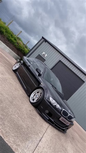Black BMW E46 Coupe: Classic First-Owner Memories