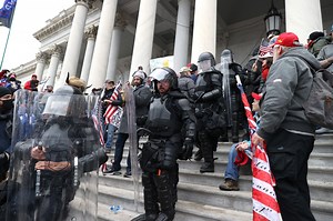 Did police let the Capitol mob into the building?