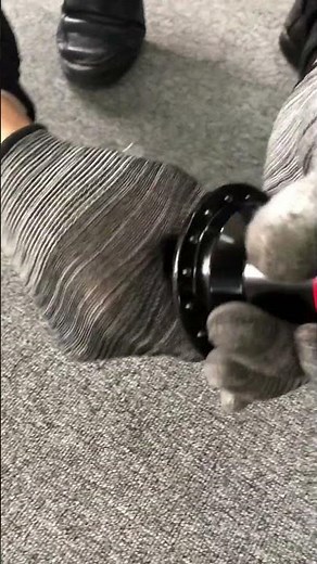 MTB ホイールセットの Shimano フリーハブを変換する方法