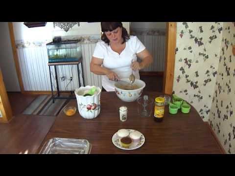 How To Make Molasses Cake & Cupcakes