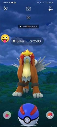 randomly spawn a legendary Pokemon 100iv but I don't catch it he ran away#sorts #pokemongo