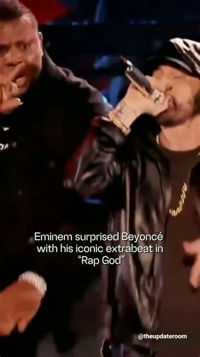 Eminem SHOCKS Beyoncé🎤 The Iconic"Rap God"Moment Everyone Is Talking About #shorts #eminem #fyp #fyy