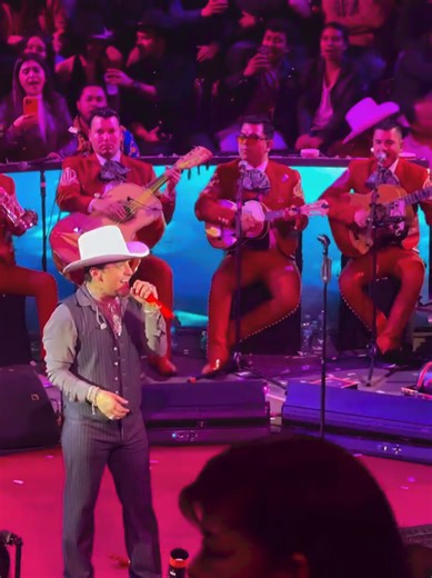 Mi Mayor Anhelo: Christian Nodal en Texcoco