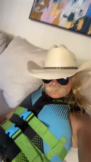 Ole RIVER RAT rockin Alan Jackson Chatahoochie | Stephen Shackelford