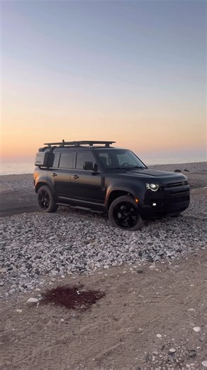 Expo Louis on Instagram: "2020 Land Rover Defender P400 HSE V6 7 Seater ➡️ Clean car fax • Black on Black • ⁠93,000 miles • ⁠Panoramic sunroof • ⁠Head up display • ⁠Blind Spots • ⁠Xenon & LED lights • ⁠Cooling & Heated seats • ⁠Multifunction steering wheel • ⁠Keyless go • ⁠360 camera • ⁠Lane assist & Radar function • ⁠22” inch wheels Available at Expo Louis For more info contact 71 95 95 68"