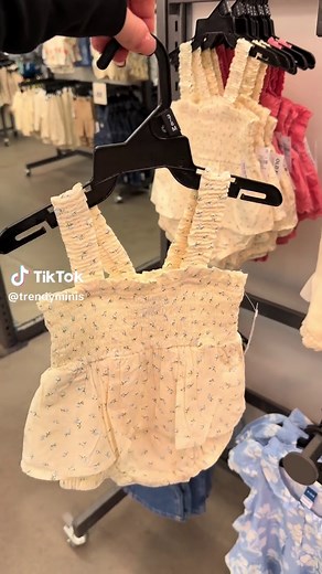 Trendy Baby Girl Easter Outfits from Old Navy