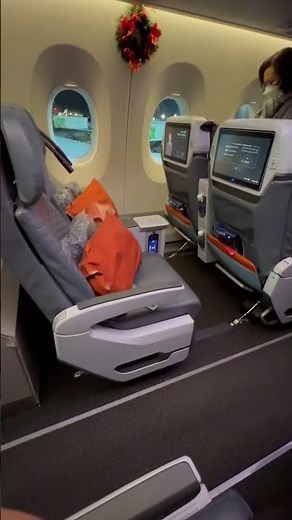 Singapore Airlines Premium Economy Aisle Seat Airbus A350