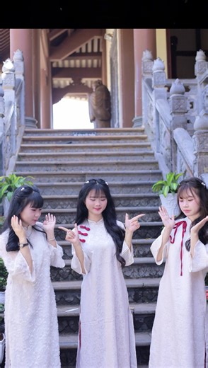 Ba đứa – một thanh xuân – ngàn kỷ niệm 🤍#xh #hoibanchuptet #aodaitet2026 #taodangtet #chuptet2026