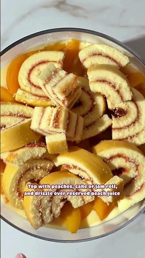 Nana’s Classic Aussie Trifle 🍓🎄 | Easy Christmas Dessert #shorts