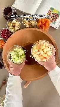Fall in a bowl🍁 This Autumn Fruit Salad from The Salad Lab Cookbook is packed with pure fall magic!