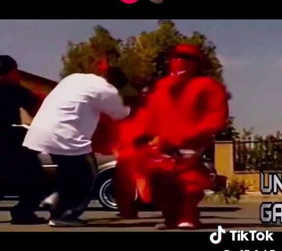 blood walk 🚶‍♂️ #gang #tik_tok #hood #blood #90 #bompton