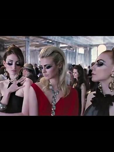 Men in Black 2 | Agent in Action | Alien Encounter Scene | MIB Edit