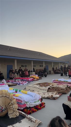 The older I get, the more i understand and love the Tongan culture. Rest in Love to the Queen of the Riv 👑 The failotu started at 5pm and different community groups, churches and families stayed outside and waited their turn to show love and respect till 3am. Some even fell asleep in their vehicles waiting and then reached out to the family after. Just goes to show how loved you were Aunty Vika 😢 #Kolonga