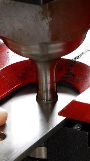 142K views · 528 reactions | Like butta 奈 from @clevelandpunchdie • It's that easy punching 1/4" steel on an Edwards 55 Ton Ironworker #edwardsmanufacturing #edwardsironworker | Edwards Manufacturing Company | Facebook