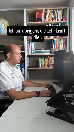 🌍 Geographieunterricht on Instagram: "🥳 Herzlich willkommen auf meinem Profil! 👨‍🏫🌍 Ich bin Sören, Lehrer für Geographie und Spanisch und an meiner Schule Koordinator für digitales Lernen & Unterrichtsentwicklung. Ich probiere regelmäßig neue Tools und Apps für den Geographieunterricht aus, setze diese aber möglichst immer so ein, dass sie neue Formen des Lernens ermöglichen. 👨‍💻 Der Aspekt des Lernens unter den Bedingungen des digitalen Wandels beschäftigt mich beruflich schon länger - s