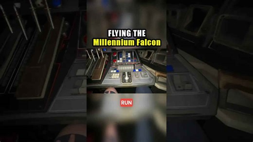 Flying the Millennium Falcon - Smuggler's Run!