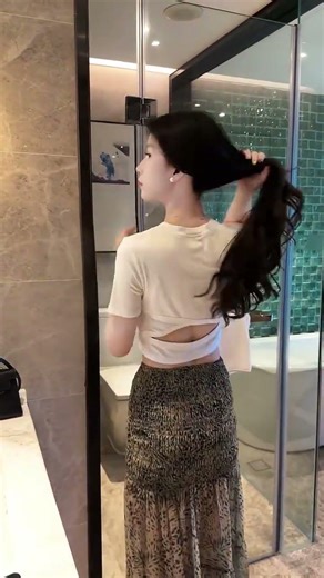 Latest Women Fashion Trends 2026 | USA & UK Style Guide | Elegant, Street & Luxury Outfits#knittig