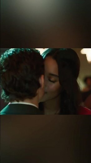 Liz Allan Kisses Peter Parker. Official “Spider-Man: HomeComing” Scene. Laura Harrier. Tom Holland.