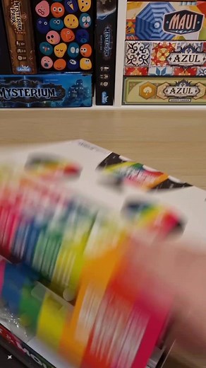 This board game is called Cat and Mouth and it is a great game for the family. It's two players and so easy to set up. or turn it into a games night tournament. #boardgames #gamesnight #familygames #familygamenight #catandmouth