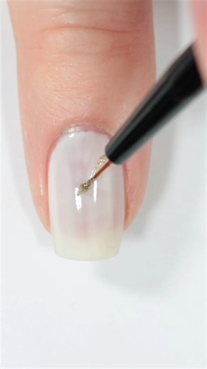 Gold snowflake nail art ❄️✨ #nailart #Christmas #fblifestyle | cutepolish