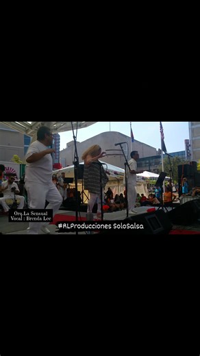 Un Recuerdo de Brenda Lee (QEPD)de Puerto Rico Pero amaba el Peru y este Tema lo interpretaba a Todo Pulmon.Video del 2015 en Silver Spring MD #RLProduccionesSoloSalsa #Salsa #DMV | Rafael Victor Layza