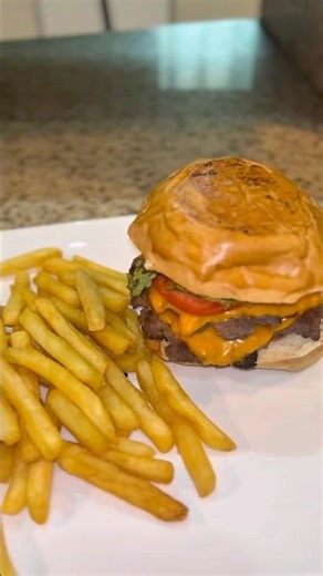 Smashed Buger w/ Fries. #fypシ #viral #shortsfeed #cooking #burger #shorts #cookingchannel #homemade