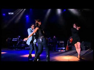 Nelly Furtado - Live At Rock Am Ring 2006 - 08 - Promiscuous (HQ).mp4