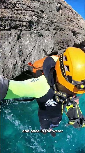 The COOLEST guided tour in #mallorca 🏊‍♀️ #thingstodoinMallorca #shorts