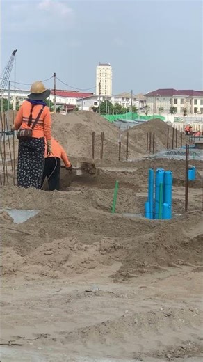 Professional Soil Leveling & Compaction for Concrete Without Heavy Machinery