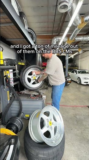Buying Ferrari Wheels From Jermaine Dupri! #ferrari #cheapferraribuild
