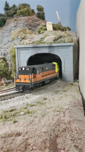 SOUND TEST: Rapido HO Scale FM H16-44