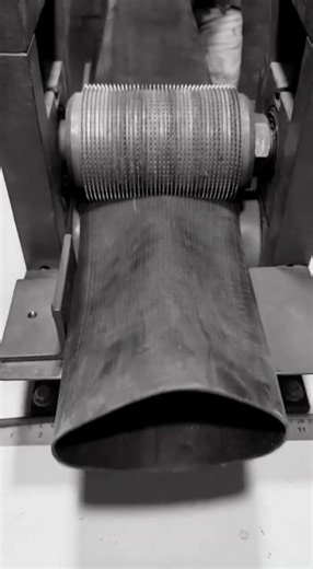 #H2O Global Engineering 🌍💦fine bubble diffuser EPDM membrane punching machine 🌍💦