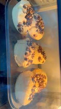 Kya lagta hai kese bane hai?🤭😋 #nehabisht #cooking #muffins #ytshorts #easyrecipe