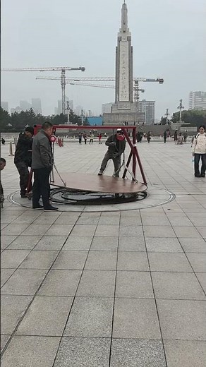 Using a Mobile Gantry & Chain Hoist to Lift the City Center Disc