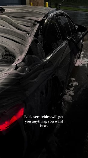 Evil.E92 (@evil.e92)’s video of Back Scratching