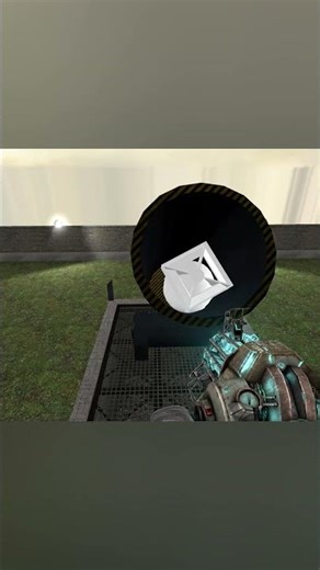 Atomic bomb obliterates everything in Garry's Mod