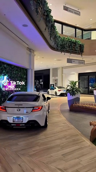 Toyota GR86 comeback video — GR86 and 86 highlights